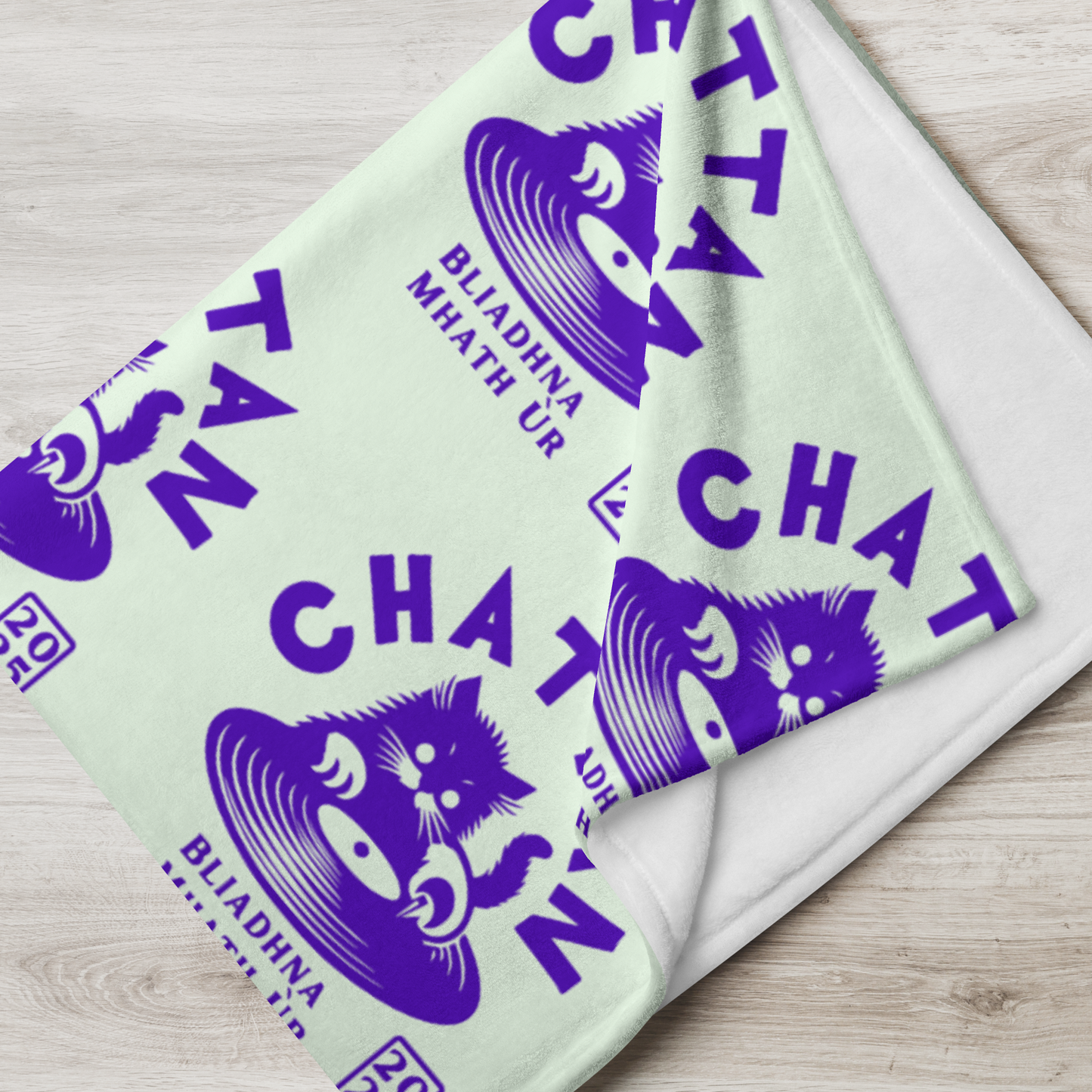 Chattan Happy New Year Throw Blanket